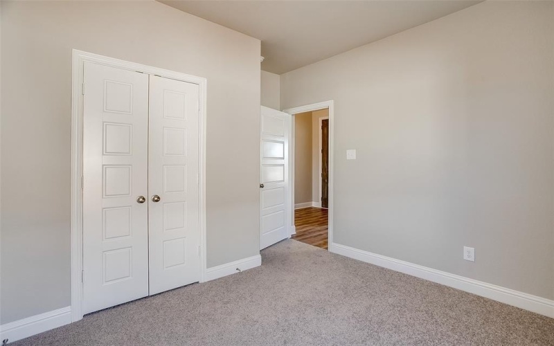 560 Holiday Avenue, Waxahachie, TX 75165, 3 Bedrooms Bedrooms, ,2 BathroomsBathrooms,Residential,For Sale,560 Holiday Avenue,20802539
