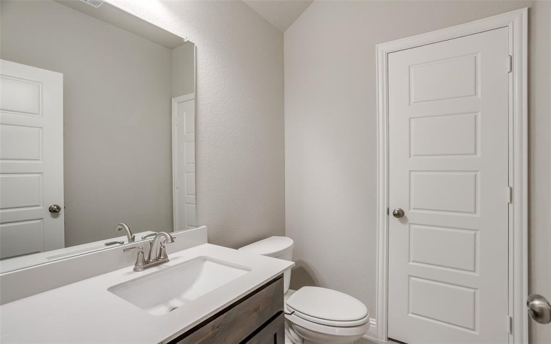 560 Holiday Avenue, Waxahachie, TX 75165, 3 Bedrooms Bedrooms, ,2 BathroomsBathrooms,Residential,For Sale,560 Holiday Avenue,20802539