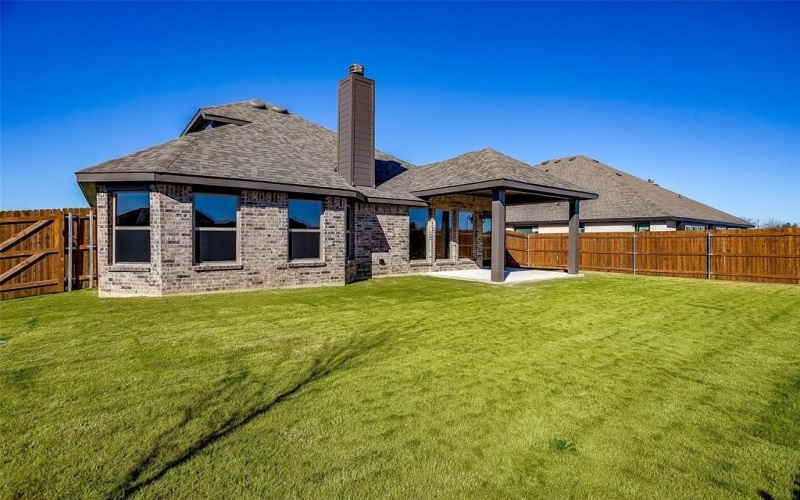 560 Holiday Avenue, Waxahachie, TX 75165, 3 Bedrooms Bedrooms, ,2 BathroomsBathrooms,Residential,For Sale,560 Holiday Avenue,20802539