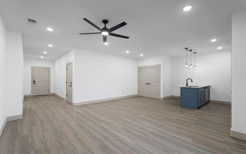 723 W Parnell, Denison, TX 75020, 3 Habitaciones Habitaciones , ,2 BañosBaños,Residential,En Venta,723 W Parnell,20807446