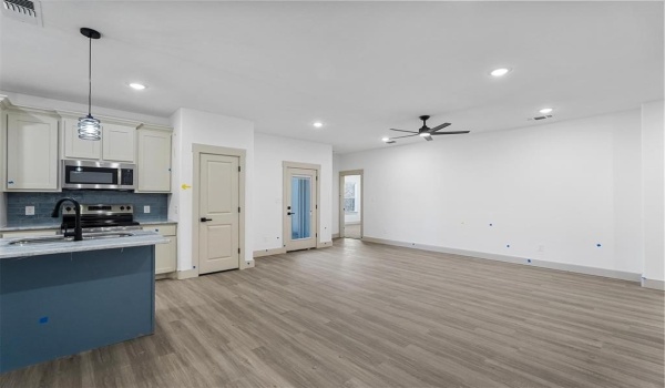 723 W Parnell, Denison, TX 75020, 3 Habitaciones Habitaciones , ,2 BañosBaños,Residential,En Venta,723 W Parnell,20807446
