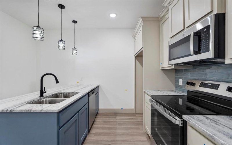 723 W Parnell, Denison, TX 75020, 3 Habitaciones Habitaciones , ,2 BañosBaños,Residential,En Venta,723 W Parnell,20807446