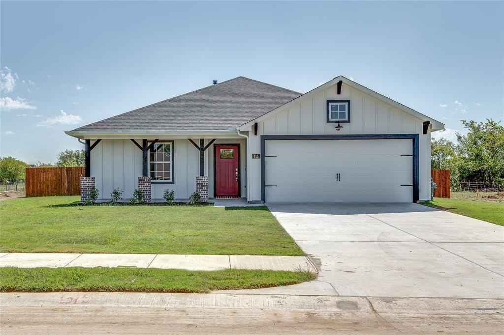 605 Finlee Way, Tioga, TX 76271, 3 Bedrooms Bedrooms, ,2 BathroomsBathrooms,Residential,For Sale,605 Finlee Way,20802667