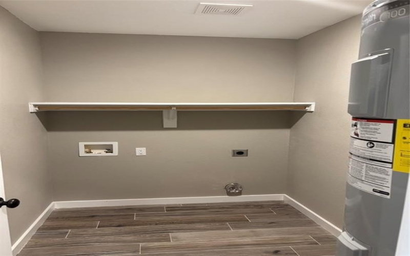 801 NE 1ST Street, Mineral Wells, TX 76067, 3 Bedrooms Bedrooms, ,2 BathroomsBathrooms,Residential,For Sale,801 NE 1ST Street,20807754