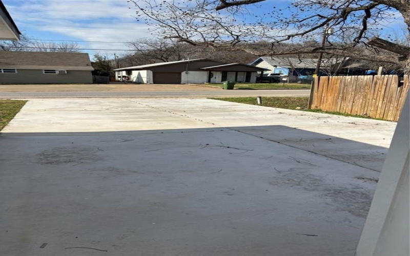 801 NE 1ST Street, Mineral Wells, TX 76067, 3 Bedrooms Bedrooms, ,2 BathroomsBathrooms,Residential,For Sale,801 NE 1ST Street,20807754