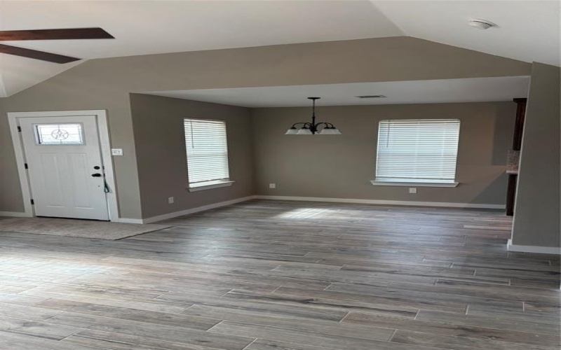 801 NE 1ST Street, Mineral Wells, TX 76067, 3 Bedrooms Bedrooms, ,2 BathroomsBathrooms,Residential,For Sale,801 NE 1ST Street,20807754