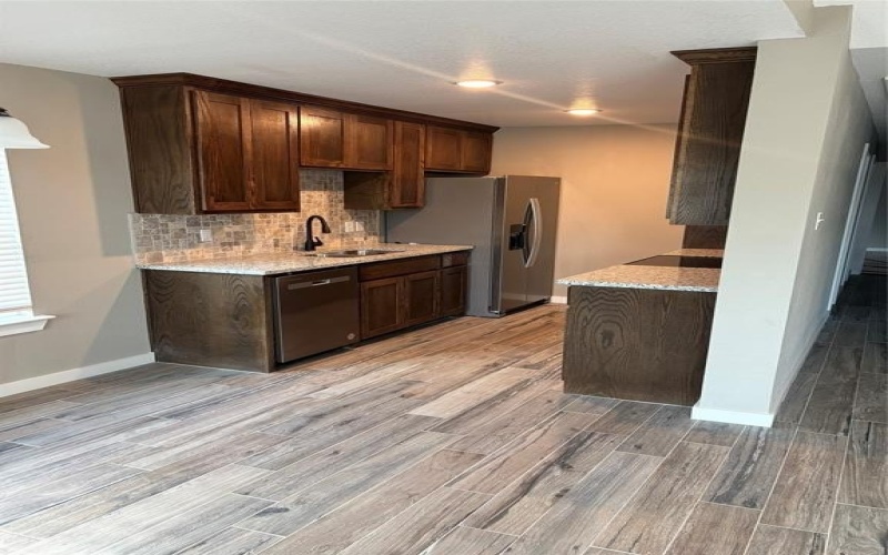 801 NE 1ST Street, Mineral Wells, TX 76067, 3 Bedrooms Bedrooms, ,2 BathroomsBathrooms,Residential,For Sale,801 NE 1ST Street,20807754