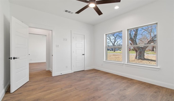 716 James Street, Azle, TX 76020, 4 Bedrooms Bedrooms, ,2 BathroomsBathrooms,Residential,For Sale,716 James Street,20808403