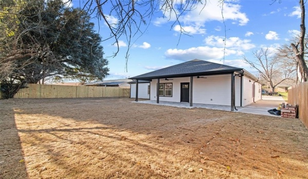 716 James Street, Azle, TX 76020, 4 Bedrooms Bedrooms, ,2 BathroomsBathrooms,Residential,For Sale,716 James Street,20808403