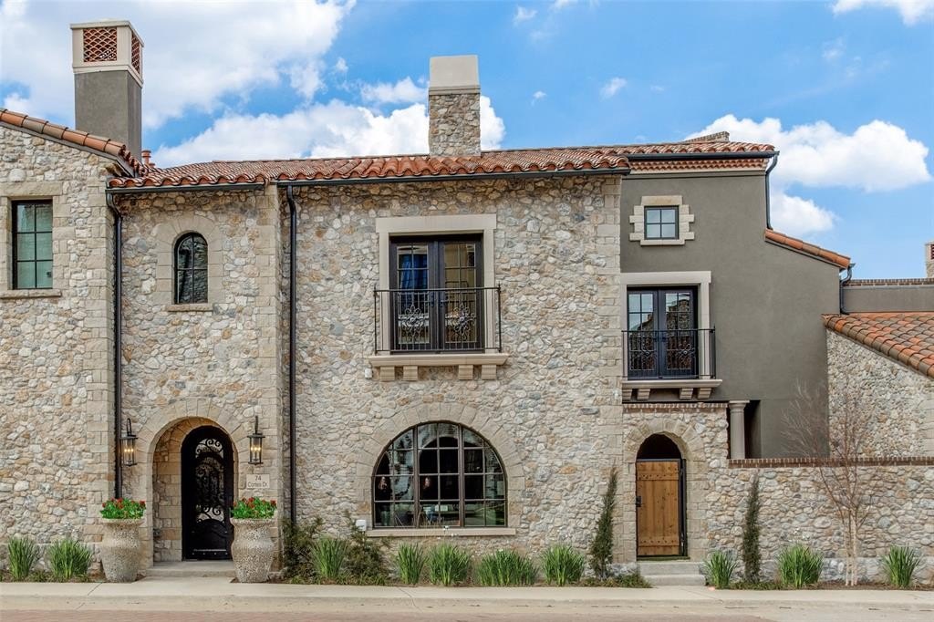 74 Cortes Drive, Westlake, TX 76262, 4 Bedrooms Bedrooms, ,5 BathroomsBathrooms,Residential,For Sale,74 Cortes Drive,20808405