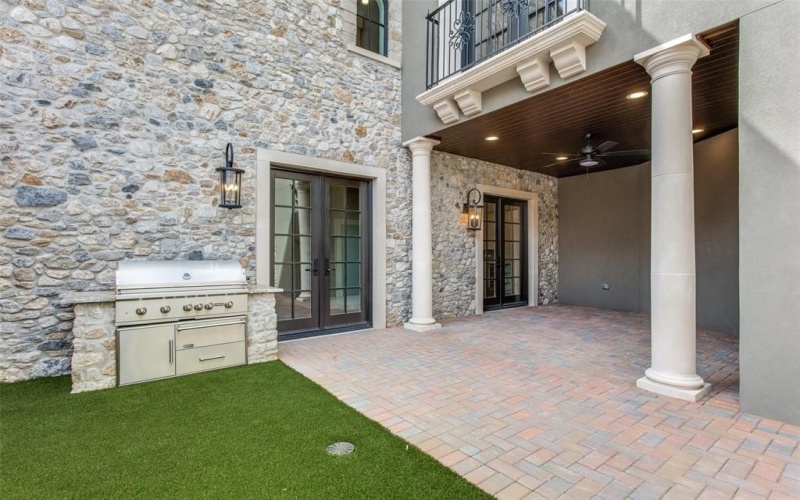 74 Cortes Drive, Westlake, TX 76262, 4 Bedrooms Bedrooms, ,5 BathroomsBathrooms,Residential,For Sale,74 Cortes Drive,20808405