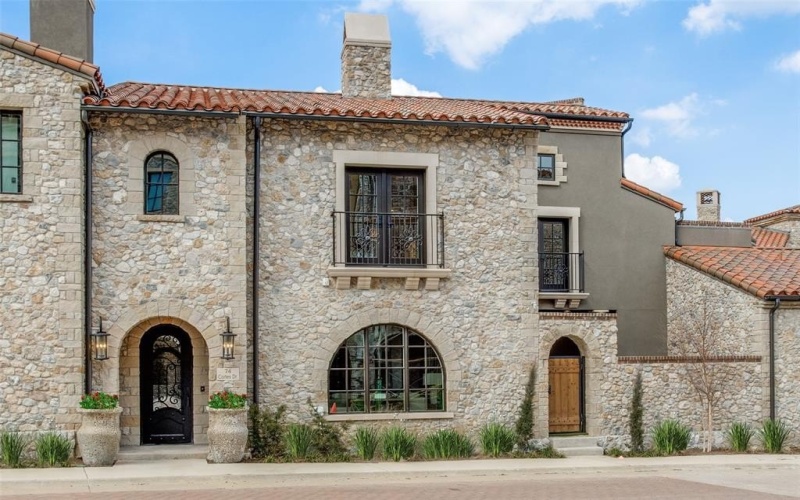 74 Cortes Drive, Westlake, TX 76262, 4 Bedrooms Bedrooms, ,5 BathroomsBathrooms,Residential,For Sale,74 Cortes Drive,20808405