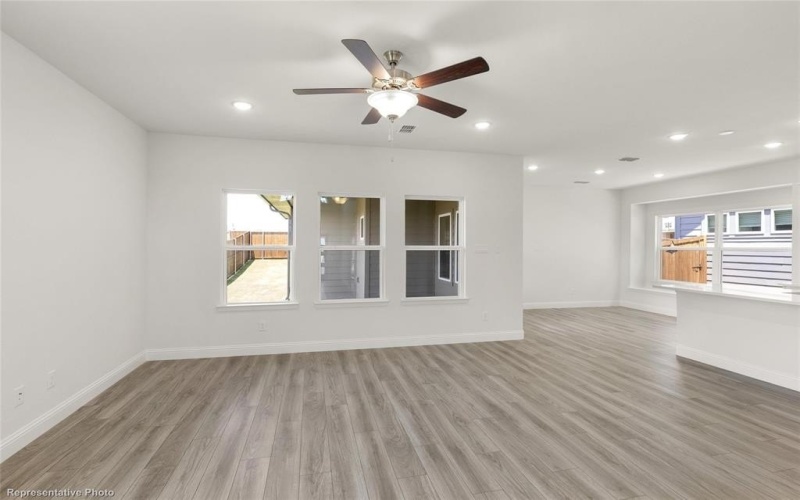 1732 Meadow Crest Drive, Aubrey, TX 76227, 4 Bedrooms Bedrooms, ,2 BathroomsBathrooms,Residential,For Sale,1732 Meadow Crest Drive,20808420