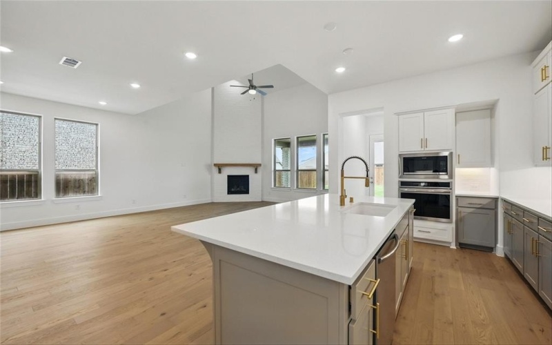 1904 Prickly Poppy Court, Aubrey, TX 76227, 4 Bedrooms Bedrooms, ,5 BathroomsBathrooms,Residential,For Sale,1904 Prickly Poppy Court,20808474