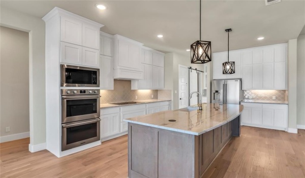 1065 Julian Drive, Van Alstyne, TX 75495, 4 Bedrooms Bedrooms, ,3 BathroomsBathrooms,Residential,For Sale,1065 Julian Drive,20808604