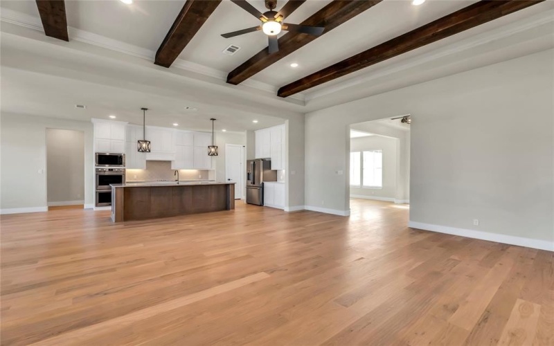 1065 Julian Drive, Van Alstyne, TX 75495, 4 Bedrooms Bedrooms, ,3 BathroomsBathrooms,Residential,For Sale,1065 Julian Drive,20808604