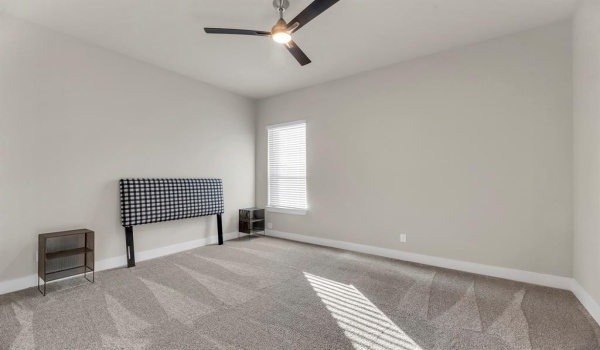 1075 Julian Drive, Van Alstyne, TX 75495, 4 Bedrooms Bedrooms, ,3 BathroomsBathrooms,Residential,For Sale,1075 Julian Drive,20808609