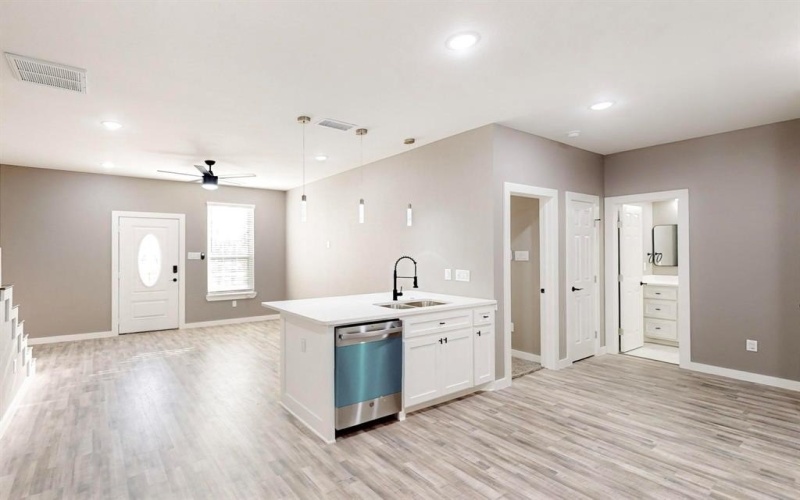 805 Fletcher Street, Gainesville, TX 76240, 3 Bedrooms Bedrooms, ,2 BathroomsBathrooms,Residential,For Sale,805 Fletcher Street,20808706