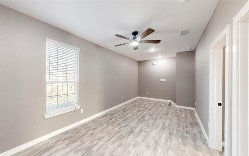 805 Fletcher Street, Gainesville, TX 76240, 3 Bedrooms Bedrooms, ,2 BathroomsBathrooms,Residential,For Sale,805 Fletcher Street,20808706