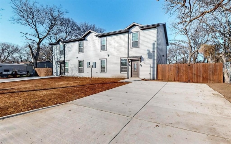 805 Fletcher Street, Gainesville, TX 76240, 3 Bedrooms Bedrooms, ,2 BathroomsBathrooms,Residential,For Sale,805 Fletcher Street,20808706