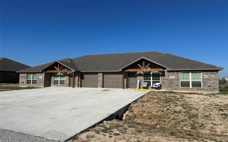 2211 Zion Hill Road #1001-1019 Odd Numbers, Weatherford, TX 76088, 3 Bedrooms Bedrooms, ,2 BathroomsBathrooms,Residential Multi Family,For Sale,2211 Zion Hill Road,20809144