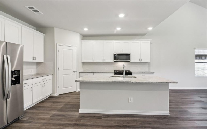 1334 Los Olmos Lane, Crandall, TX 75114, 5 Bedrooms Bedrooms, ,3 BathroomsBathrooms,Residential,For Sale,1334 Los Olmos Lane,20811466