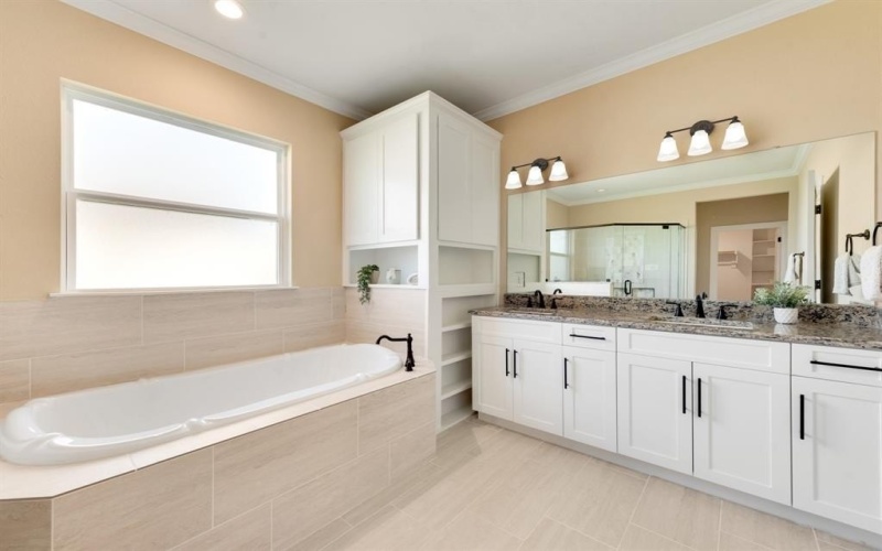 4243 Southern Oaks Drive, Royse City, TX 75189, 5 Bedrooms Bedrooms, ,3 BathroomsBathrooms,Residential,For Sale,4243 Southern Oaks Drive,20811564