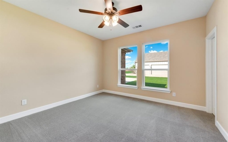 4243 Southern Oaks Drive, Royse City, TX 75189, 5 Bedrooms Bedrooms, ,3 BathroomsBathrooms,Residential,For Sale,4243 Southern Oaks Drive,20811564