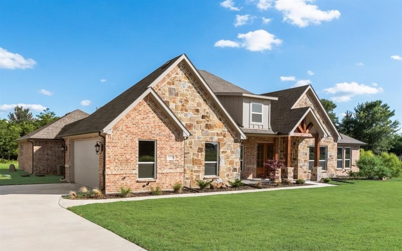 4243 Southern Oaks Drive, Royse City, TX 75189, 5 Bedrooms Bedrooms, ,3 BathroomsBathrooms,Residential,For Sale,4243 Southern Oaks Drive,20811564