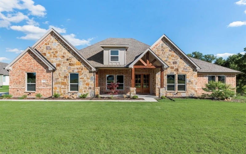 4243 Southern Oaks Drive, Royse City, TX 75189, 5 Bedrooms Bedrooms, ,3 BathroomsBathrooms,Residential,For Sale,4243 Southern Oaks Drive,20811564
