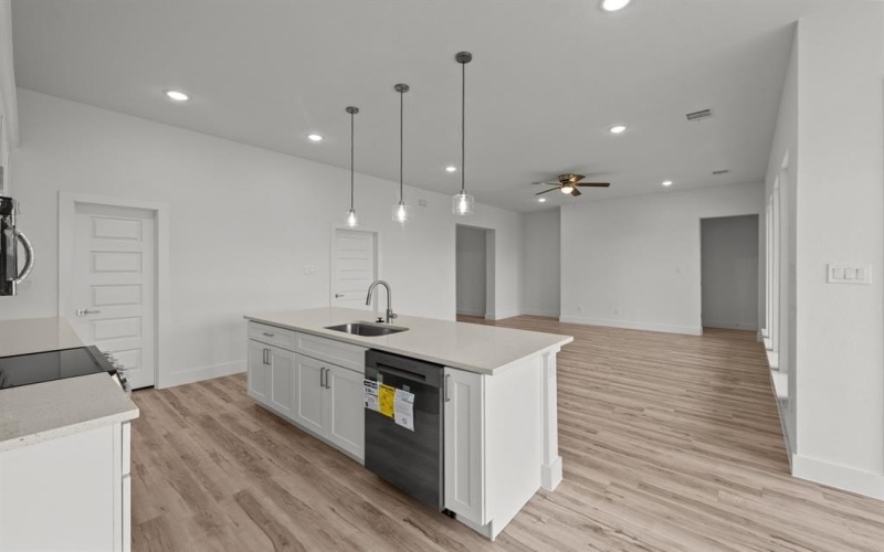 217 Rosemary Drive, Azle, TX 76020, 3 Bedrooms Bedrooms, ,2 BathroomsBathrooms,Residential,For Sale,217 Rosemary Drive,20815592
