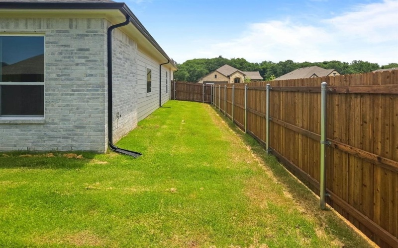 217 Rosemary Drive, Azle, TX 76020, 3 Bedrooms Bedrooms, ,2 BathroomsBathrooms,Residential,For Sale,217 Rosemary Drive,20815592
