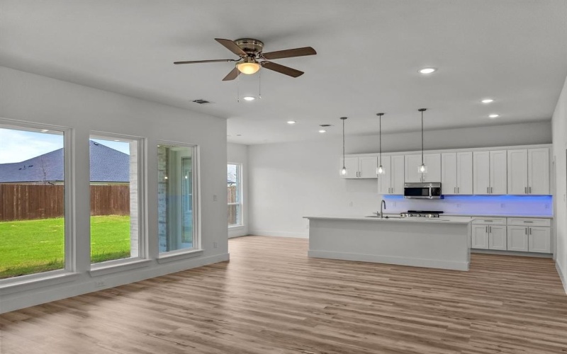 217 Rosemary Drive, Azle, TX 76020, 3 Bedrooms Bedrooms, ,2 BathroomsBathrooms,Residential,For Sale,217 Rosemary Drive,20815592