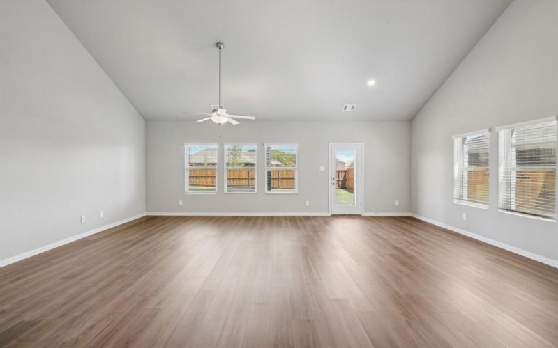 1322 Los Olmos Lane, Crandall, TX 75114, 5 Bedrooms Bedrooms, ,3 BathroomsBathrooms,Residential,For Sale,1322 Los Olmos Lane,20811599