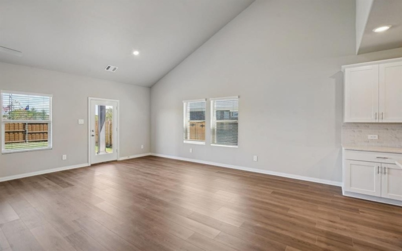 1322 Los Olmos Lane, Crandall, TX 75114, 5 Bedrooms Bedrooms, ,3 BathroomsBathrooms,Residential,For Sale,1322 Los Olmos Lane,20811599