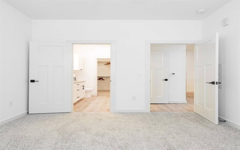 501 N Ewing Avenue #208, Dallas, TX 75203, 1 Dormitorio Habitaciones , ,1 BañoBaños,Residential Lease,En Alquiler,501 N Ewing Avenue,20815594