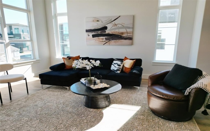 13325 Bee Street #302, Farmers Branch, TX 75234, 3 Bedrooms Bedrooms, ,3 BathroomsBathrooms,Residential,For Sale,13325 Bee Street,20815652