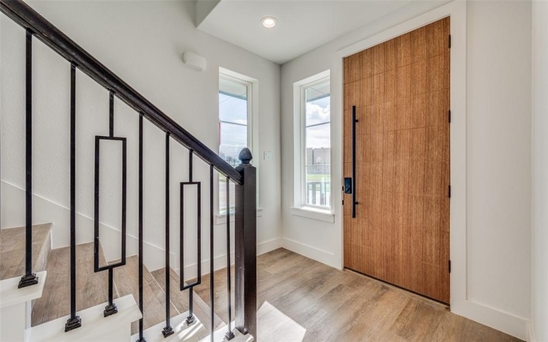 13325 Bee Street #305, Farmers Branch, TX 75234, 3 Bedrooms Bedrooms, ,3 BathroomsBathrooms,Residential,For Sale,13325 Bee Street,20815686