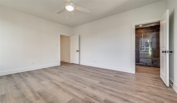 13325 Bee Street #104, Farmers Branch, TX 75234, 3 Bedrooms Bedrooms, ,3 BathroomsBathrooms,Residential,For Sale,13325 Bee Street,20815699