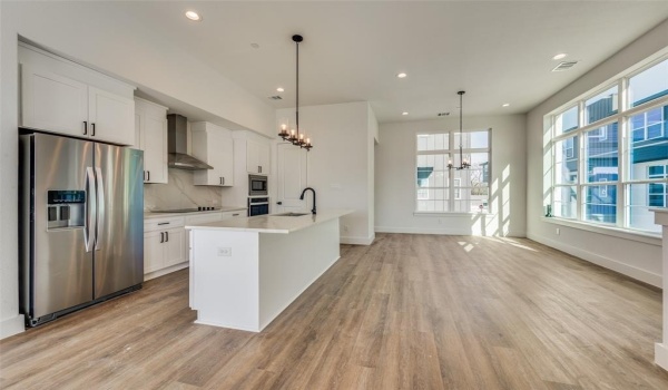 13325 Bee Street #104, Farmers Branch, TX 75234, 3 Bedrooms Bedrooms, ,3 BathroomsBathrooms,Residential,For Sale,13325 Bee Street,20815699