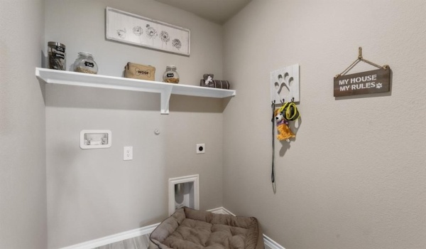1037 INGALLS PARK Lane, Fort Worth, TX 76131, 4 Habitaciones Habitaciones , ,3 BañosBaños,Residential,En Venta,1037 INGALLS PARK Lane,20811970