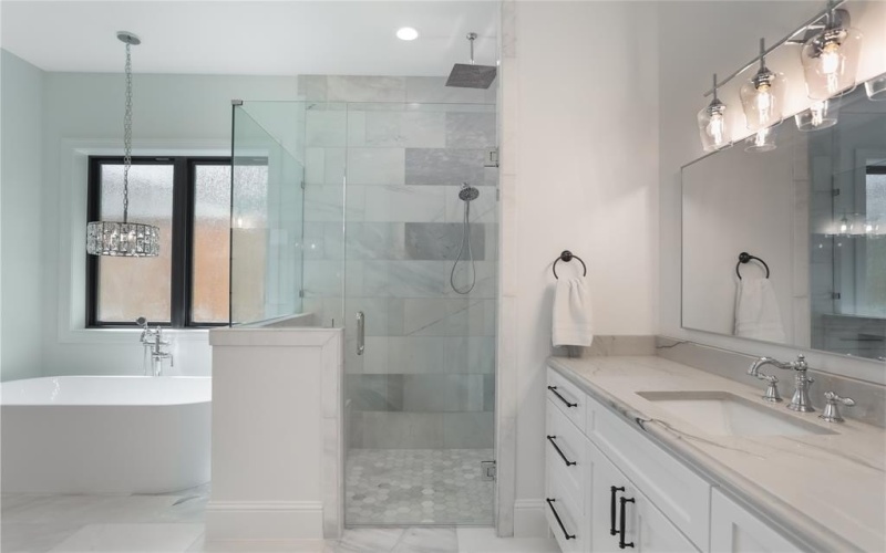 513 Lawnmeadow Drive, Richardson, TX 75080, 5 Bedrooms Bedrooms, ,6 BathroomsBathrooms,Residential,For Sale,513 Lawnmeadow Drive,20815806