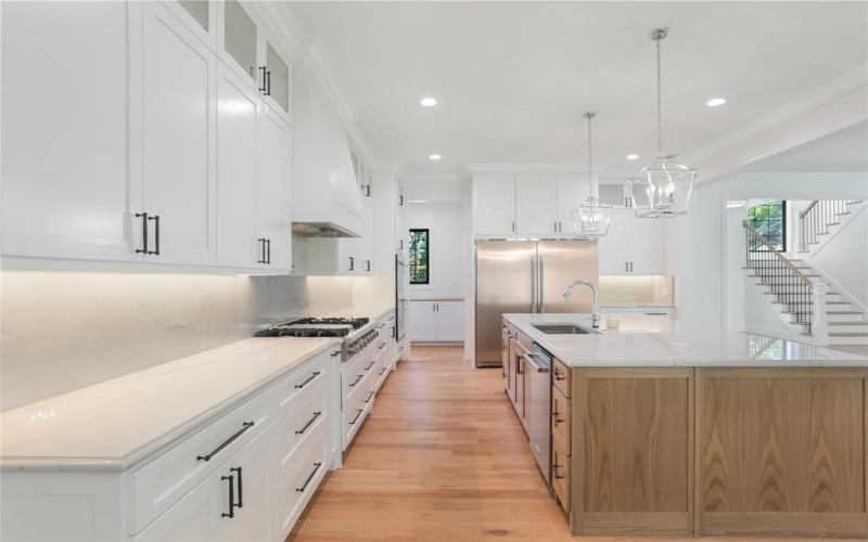 513 Lawnmeadow Drive, Richardson, TX 75080, 5 Bedrooms Bedrooms, ,6 BathroomsBathrooms,Residential,For Sale,513 Lawnmeadow Drive,20815806