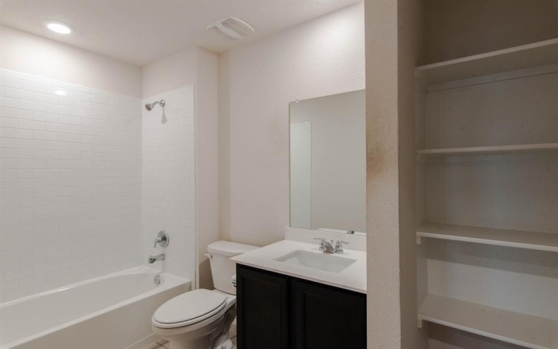 1268 Delmita Drive, Forney, TX 75126, 3 Bedrooms Bedrooms, ,2 BathroomsBathrooms,Residential,For Sale,1268 Delmita Drive,20811996