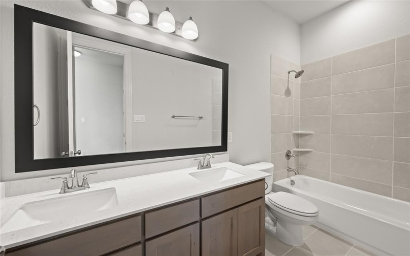 4006 Foot Hills Drive, Midlothian, TX 76065, 3 Habitaciones Habitaciones , ,2 BañosBaños,Residential,En Venta,4006 Foot Hills Drive,20812022