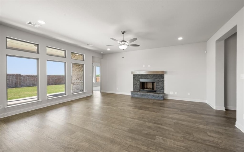 4006 Foot Hills Drive, Midlothian, TX 76065, 3 Habitaciones Habitaciones , ,2 BañosBaños,Residential,En Venta,4006 Foot Hills Drive,20812022
