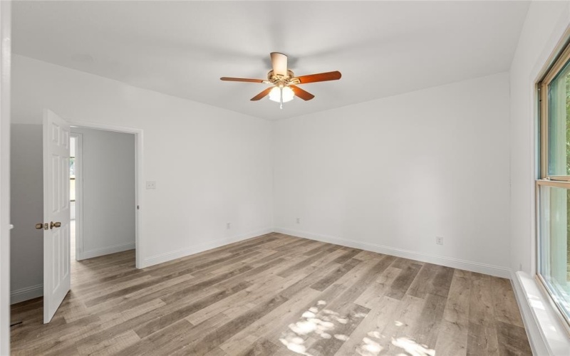 1612 E Leuda Street, Fort Worth, TX 76104, 4 Bedrooms Bedrooms, ,2 BathroomsBathrooms,Residential,For Sale,1612 E Leuda Street,20815836