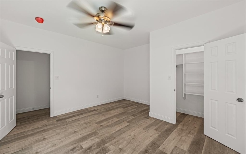 1612 E Leuda Street, Fort Worth, TX 76104, 4 Bedrooms Bedrooms, ,2 BathroomsBathrooms,Residential,For Sale,1612 E Leuda Street,20815836