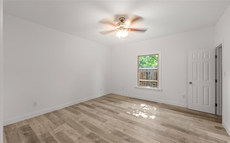 1612 E Leuda Street, Fort Worth, TX 76104, 4 Bedrooms Bedrooms, ,2 BathroomsBathrooms,Residential,For Sale,1612 E Leuda Street,20815836