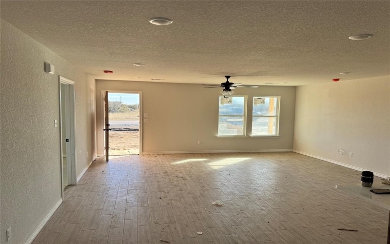 4033 Olivia Lucille Street, Azle, TX 76020, 3 Habitaciones Habitaciones , ,2 BañosBaños,Residential,En Venta,4033 Olivia Lucille Street,20815873
